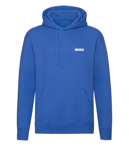 Blauer Nuno Hoodie in Frontansicht mit schlichtem Logo-Aufdruck auf der Brust – gemütlich und stylisch für die Community.